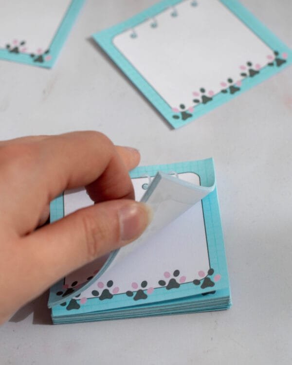 Sticky Note Paw - Image 4
